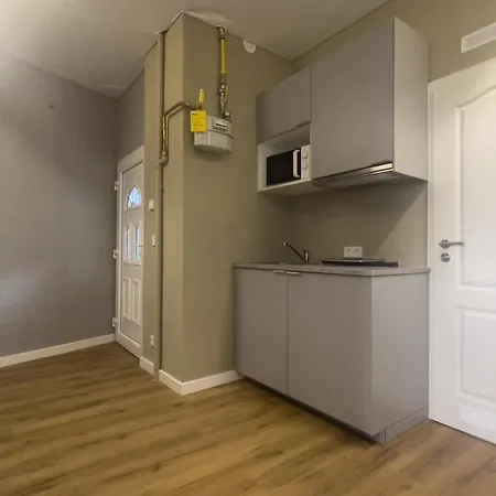 Appartement Modernes Mit 2 Schlafzimmern Und Kueche Offenbach am Main