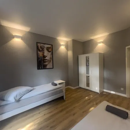 Modernes Mit 2 Schlafzimmern Und Kueche * Offenbach am Main